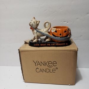 2016 YANKEE CANDLE Boney Bunch "Look What The Cat Dragged In" Tealight Holder